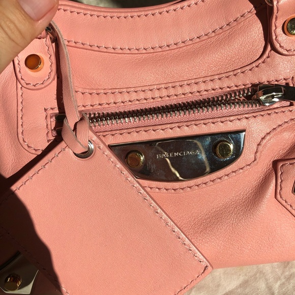 Sold - Picture 3 of 8